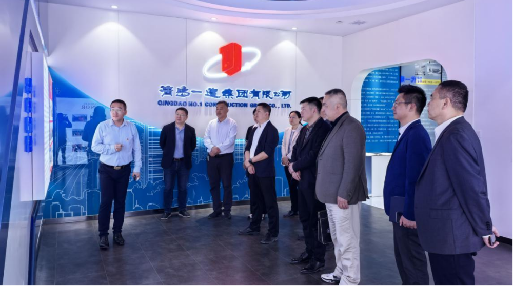 四方街道人大代表組、政協(xié)調(diào)研組蒞臨我司考察